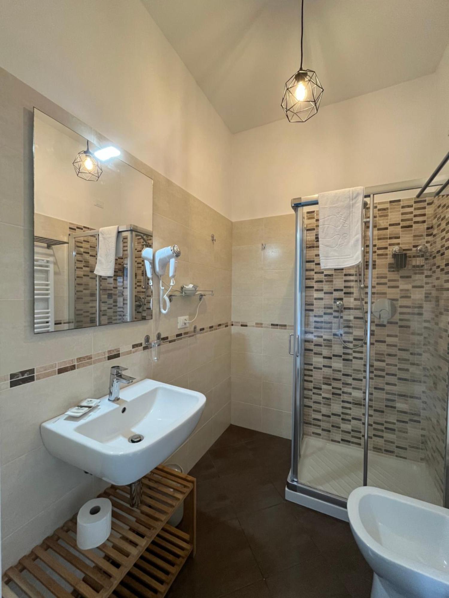 Porta Alla Croce Guest House Firenze Værelse billede